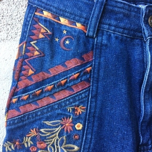 Spell & the Gypsy Collective Wanderlust Embroidered Jeans size XS - Picture 5 of 15